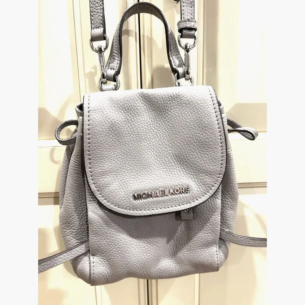 Michael Kors Small Riley Crossbody Bag - EUC